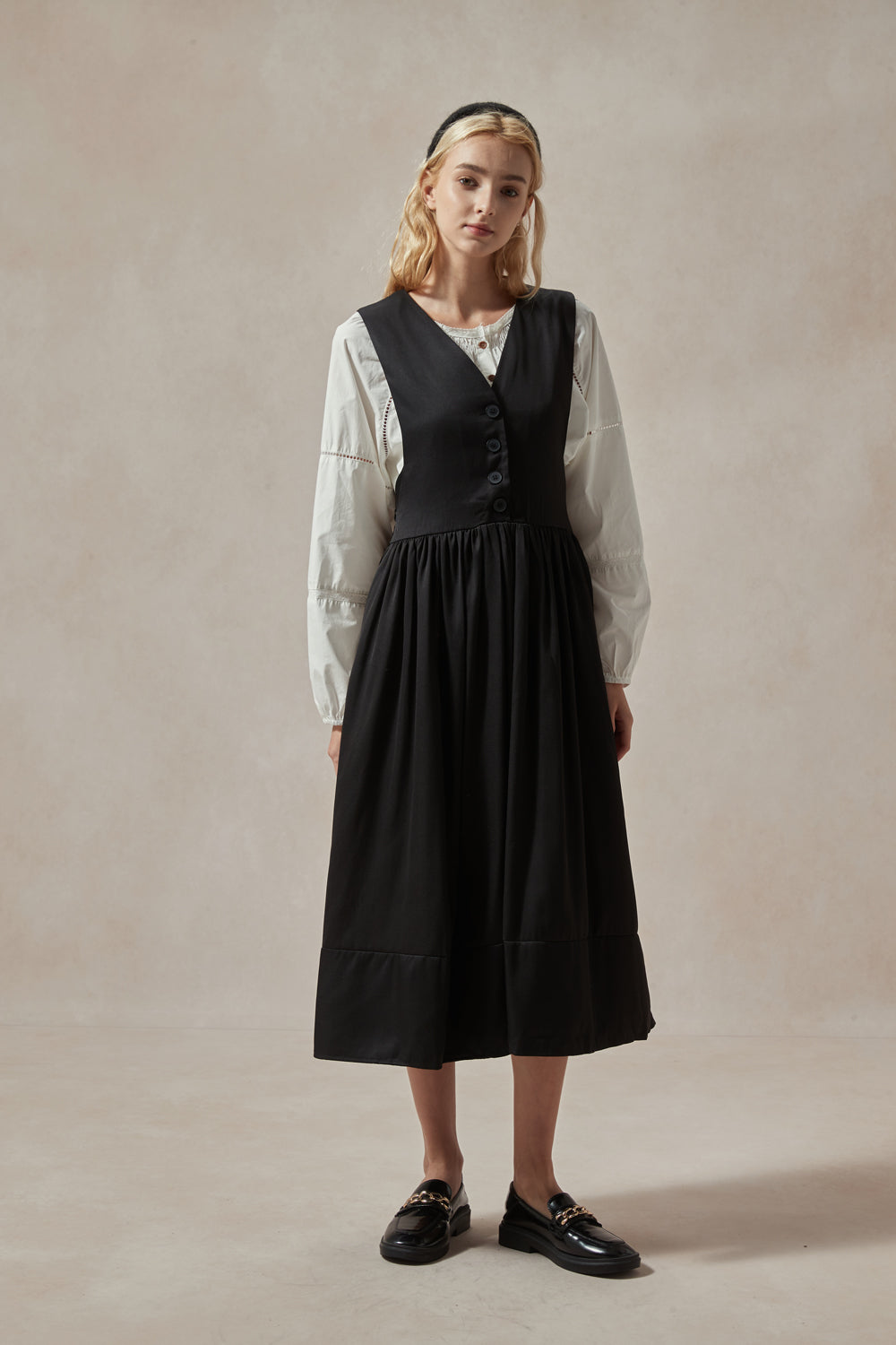 black-pinafore-dress11-