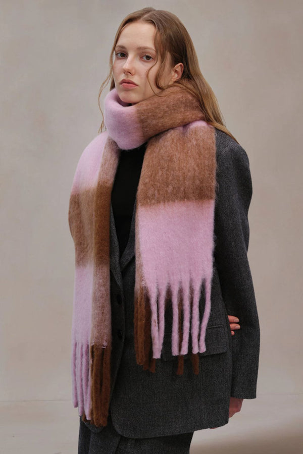 Chunky Plaid Scarf with Tassel