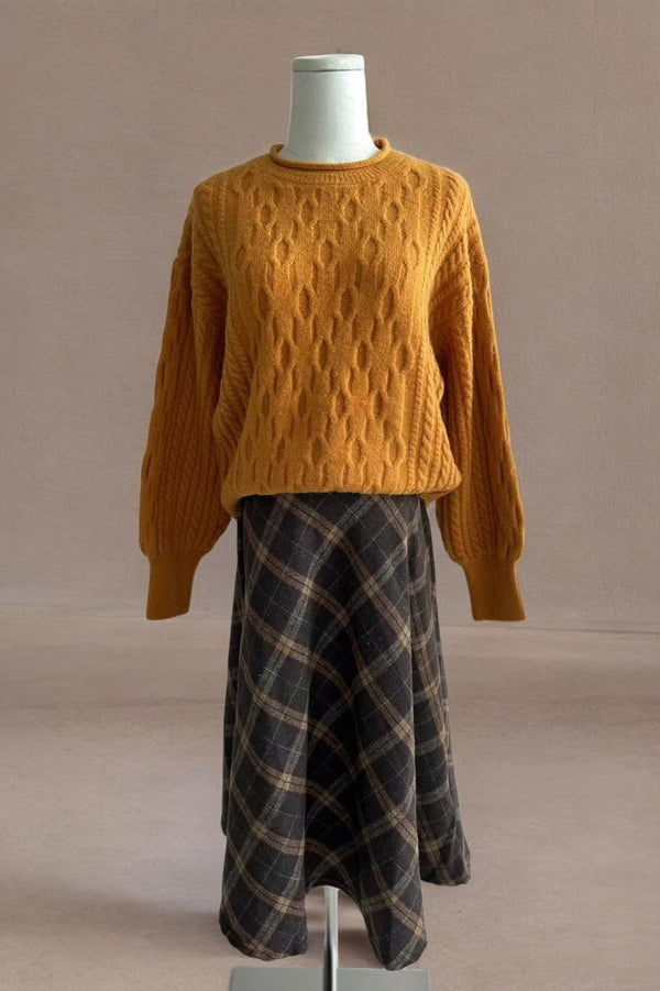 Crew Neck Orange Color Cable Knit Sweater - DAStyle