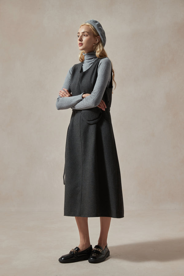 Emilia Gray Wool Pinafore Dress Set ( With turtleneck and belt)