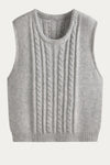 Titania Oversize O-neck Cable Knit Vest