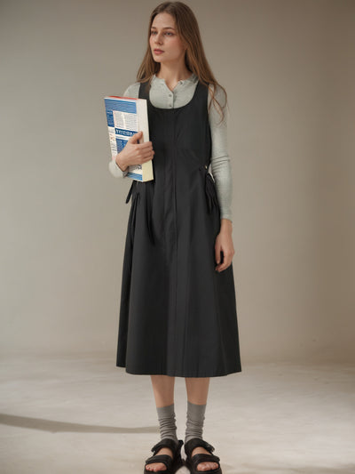 Vania Black Pockets Pinafore