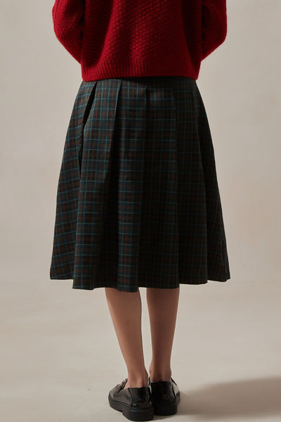 green-plaid-pleated-skirt4-DAStyle
